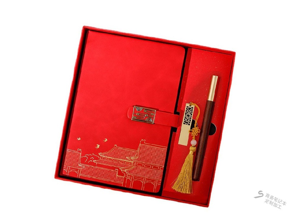 中国红仿古搭扣笔记本套装礼盒设计印刷案例